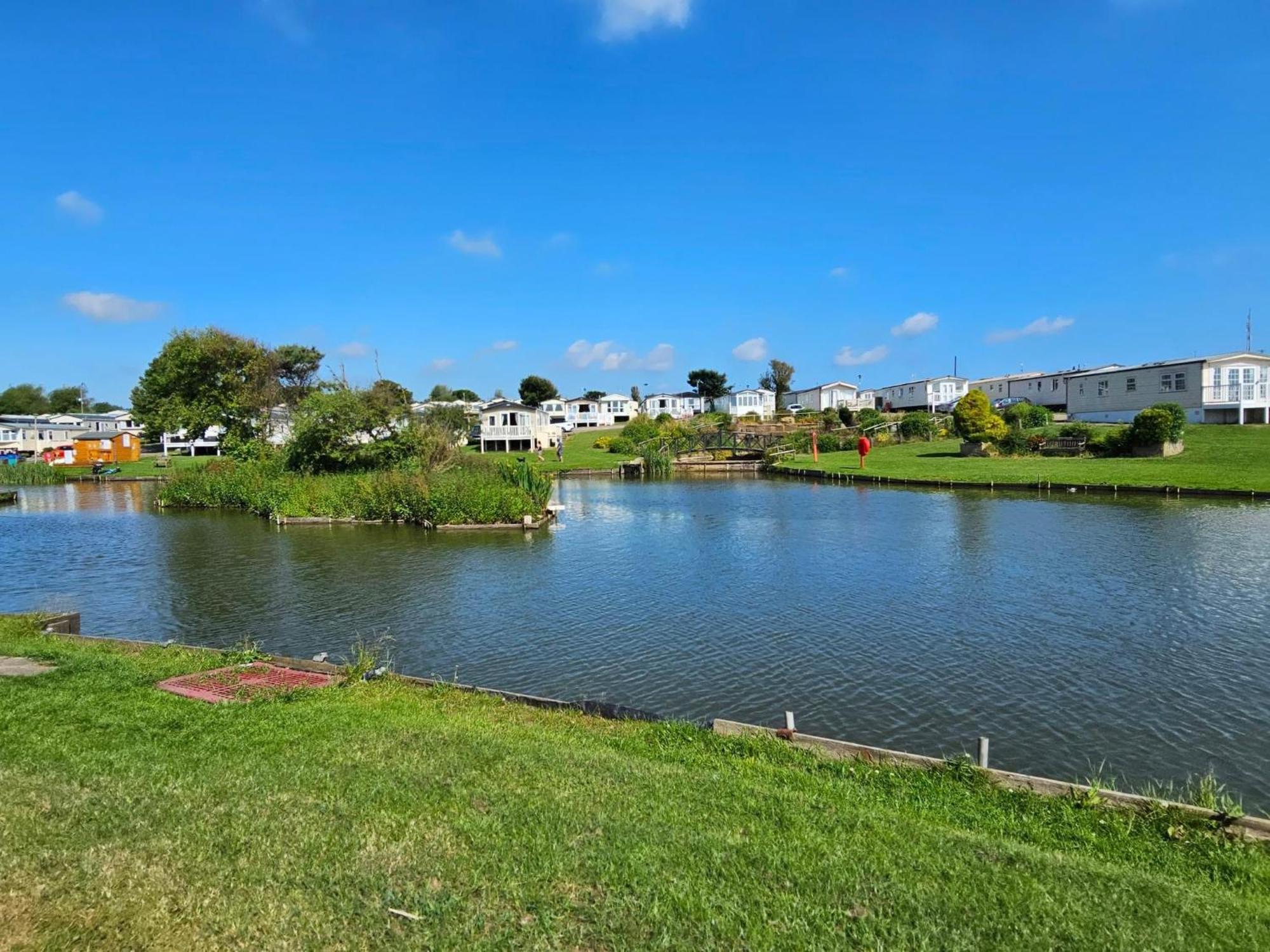 Sandlemere - 6 Berth, 3 Bedroom Caravan Tunstall  Εξωτερικό φωτογραφία